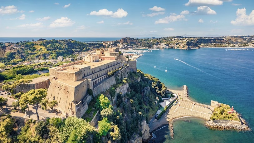 Castello aragonese e museo dei Campi Flegrei